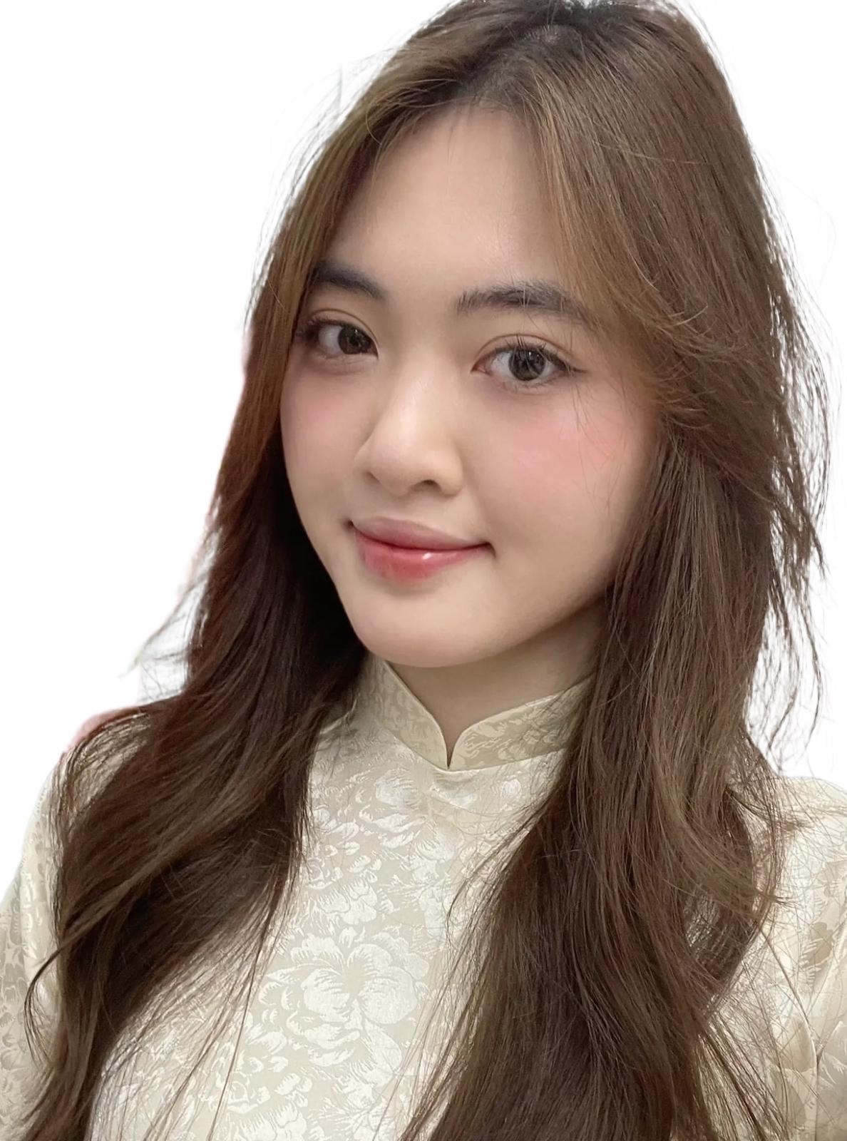 Thu N — English Language Teacher & Assessor